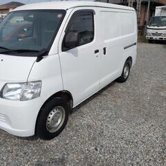 タウンエース　冷凍冷蔵庫車　車検ありの画像