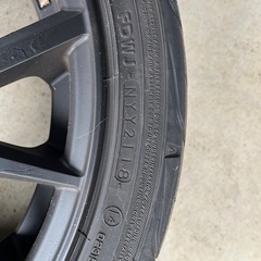レオニス　205/40R17 4穴ホイールセットの画像