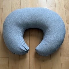 美品！授乳枕