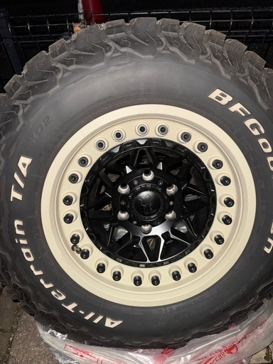 BLACK RHINOタイヤホイール