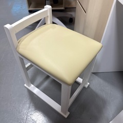 ニトリ　ドレッサーセット　チェア付きの画像