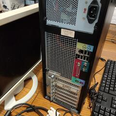 デスクトップPCとモニターセットの画像