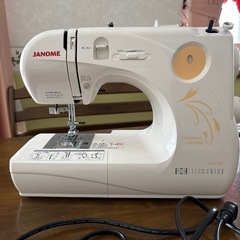 （お値引きしました）JANOMEミシン