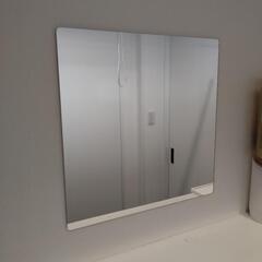 貼る鏡　(新品)　30x30　1枚400円（4枚あります）