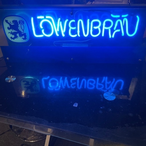 決まりました。非売品！LOWENBRAU ミラー＆ネオン菅