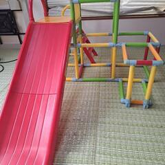 ジャングルジム すべり台