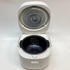 SHARP 3合ジャー炊飯器　KS-CF05B-Wの画像