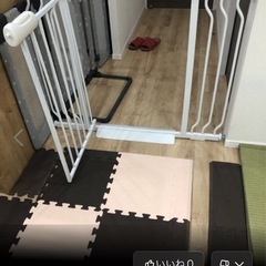 ベビーゲート突っ張り式オートロック式
の画像