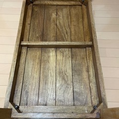 アンティークローテーブル
の画像