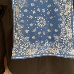 美品　ATELANE/ポリツイル＋バンダナ貼り付けルーズシルエットシャツの画像