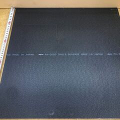 タイルカーペット　薄い茶系の画像