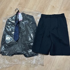 男の子スーツ　130cm
