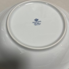 【新品】NARUMI  皿　プレート
の画像