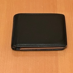 二つ折り財布