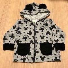 サイズ90 薄手のパーカー