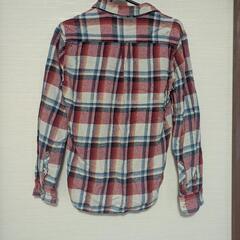 チェック柄長袖シャツの画像