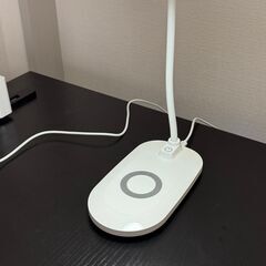 デスクライト ワイヤレス充電 ledライト 電気スタンド USB給電サポートの画像