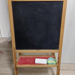 無料でIKEAの黒板を差し上げます。