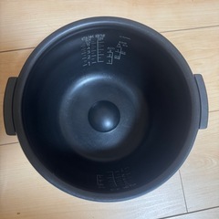 2022年製TIGER IHジャー炊飯器＜炊きたて＞ 5.5合炊きJKT-P100の画像
