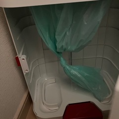 ほぼ未使用品！EZkan EZ-270 イージーカンおむつ用ゴミ箱　おむつポットの画像