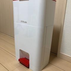 ほぼ未使用品！EZkan EZ-270 イージーカンおむつ用ゴミ箱　おむつポットの画像