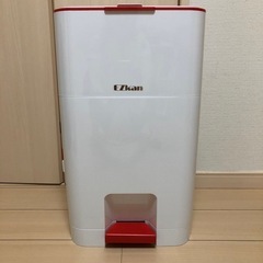ほぼ未使用品！EZkan EZ-270 イージーカンおむつ用ゴミ...