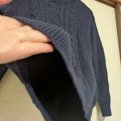 GUセーター　ネイビーの画像