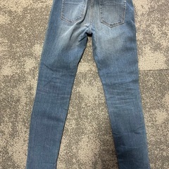 ZARA スキニーの画像
