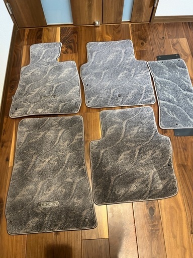 TOYOTA純正フロアマット 車用 【美品】クラウン