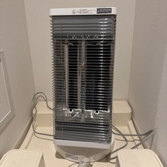 ダイキン　遠赤外線暖房機
