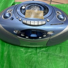 ジャンクCDラジカセ