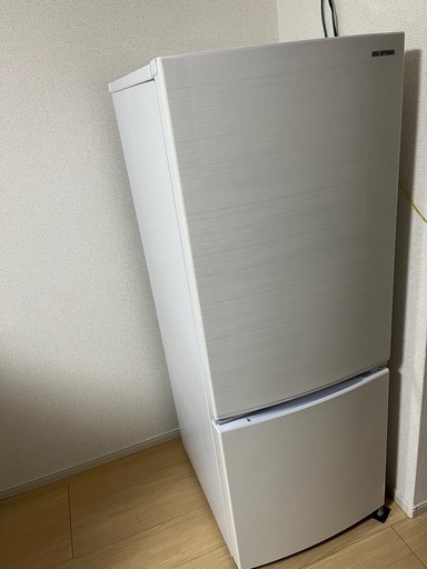 アイリスオーヤマ　冷凍冷蔵庫