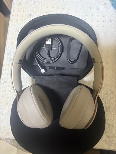 ヘッドフォン beats solo Pro