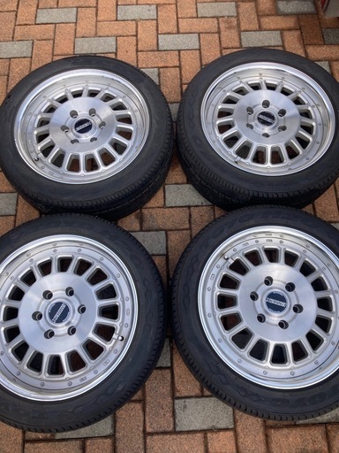 値下げ　ハイエース　Essex18インチアルミ　タイヤセット