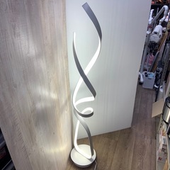 LED フロアライト　スタンドライトの画像