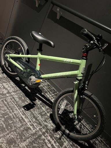 美品　
ルイガノ　１6インチ　ライト(屋内保管)