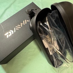 【新品未使用】ダイワ偏光サングラス TLX 012 TVS SM