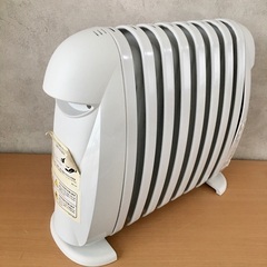 DeLonghi デロンギ TRN0808C オイルヒーター(ラジエーターヒーター)の画像
