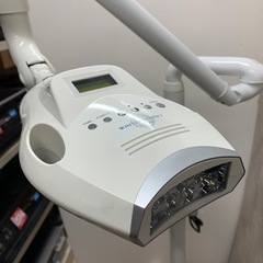 ホワイトニングマシンの画像