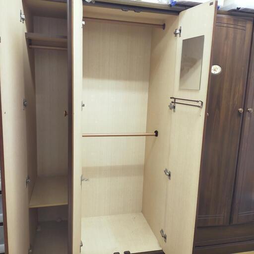 タンス　家財道具　事務机　色々