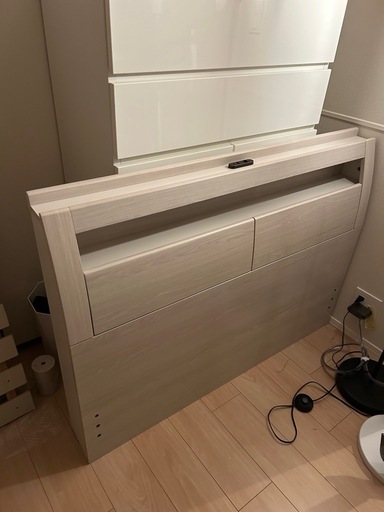 ️お値下げ可【ニトリ】ベッドフレーム セミダブル