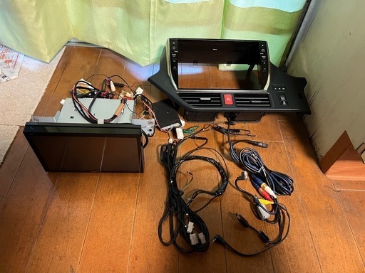 ALPINE ナビ　EX1000 10インチナビ　ヴォクシー80パネル