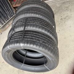 新品　未使用タイヤ　225/60/R17 着払い発送可能
の画像