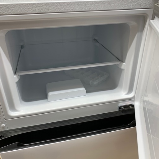 Hisense 冷蔵庫 HR-B12HW 120L 右開き 2ドア d3887 Hisense 冷蔵庫 HR-B12HW 120L 右開き 2ドア d3887 Hisense 冷蔵庫 HR