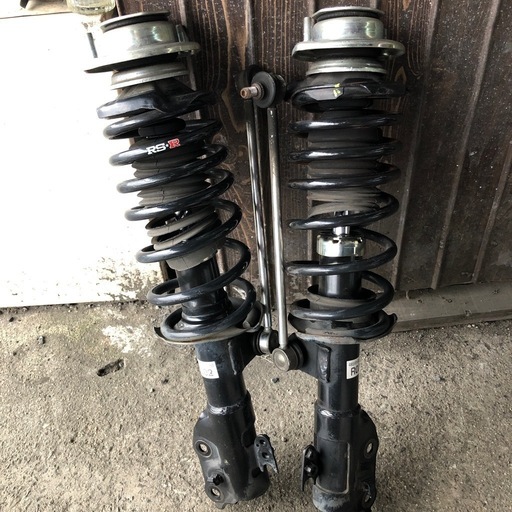 LA600SタントカスタムRSストラット付きダウンサス