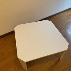 【ニトリ 折りたたみテーブル(シャイン 6060)】の画像