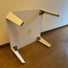 【ニトリ 折りたたみテーブル(シャイン 6060)】の画像