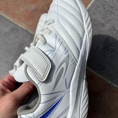 サッカー　フットサル　トレーニングシューズ　スパイクの画像