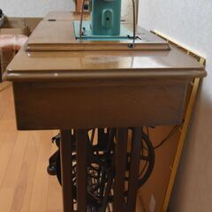 足踏みミシン　JANOMEミシン　昭和レトロ　美品の画像