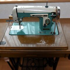 足踏みミシン　JANOMEミシン　昭和レトロ　美品の画像